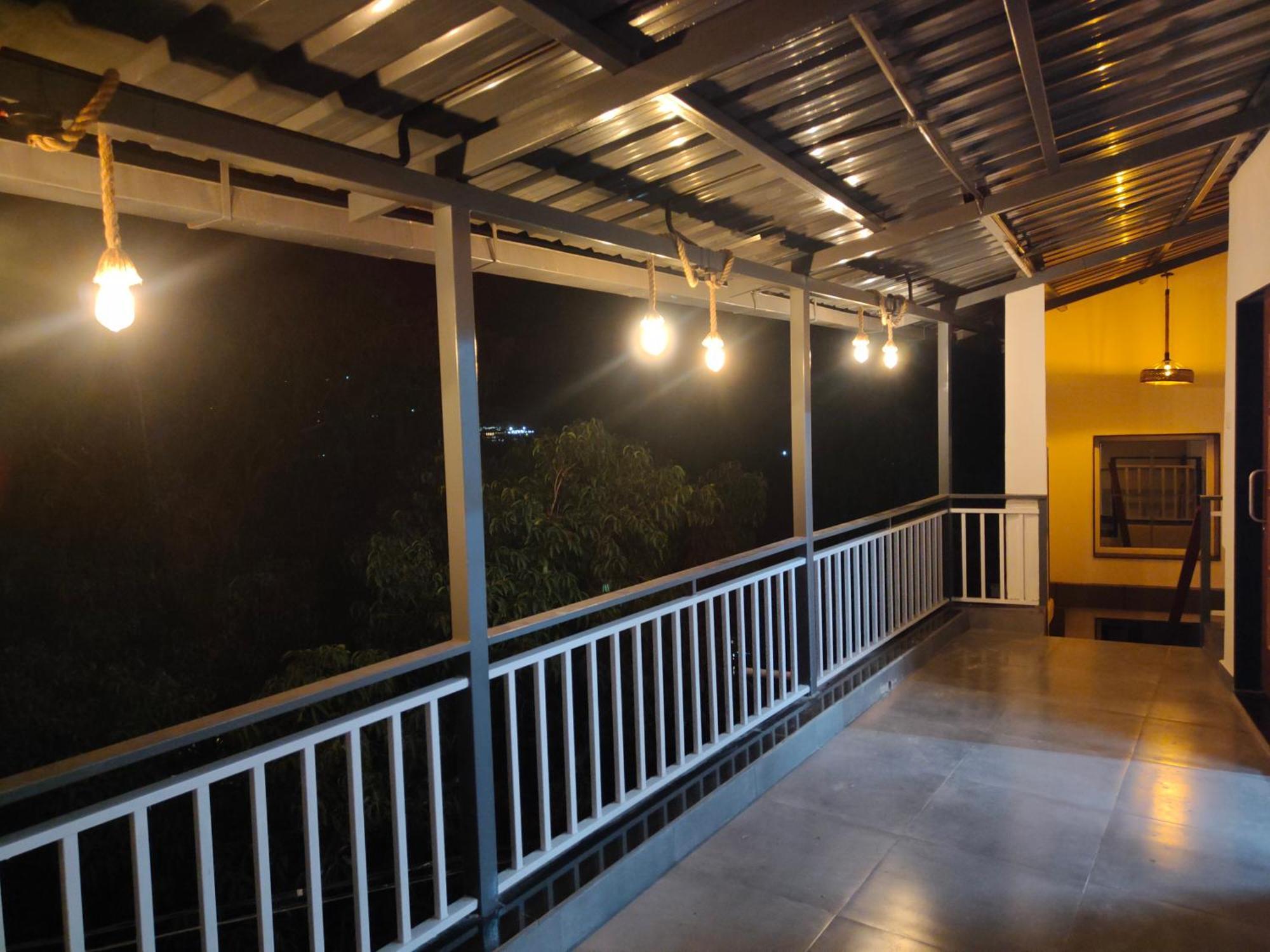 Monkeycap Tourist Hostel Panchgani Exterior photo